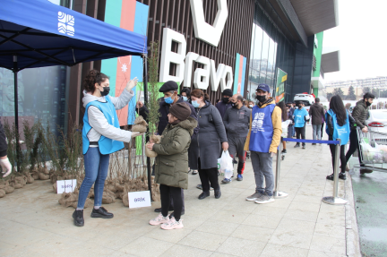 Tree Seedlings Distributed at BRAVO Hypermarket as Part of the Green Marathon Project